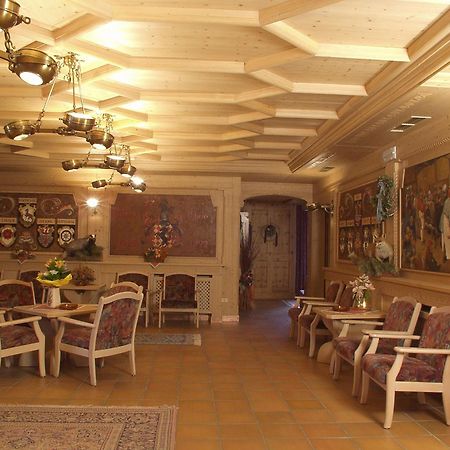 Hotel Villa Jolanda Ziano di Fiemme Dış mekan fotoğraf