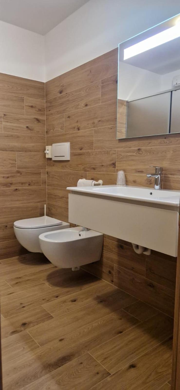 Hotel Villa Jolanda Ziano di Fiemme Dış mekan fotoğraf